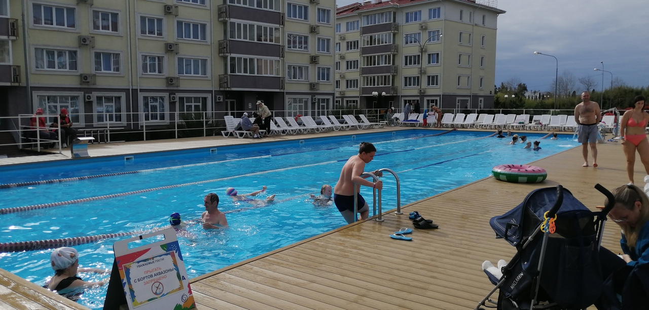 бархатные  сезоны бассейн